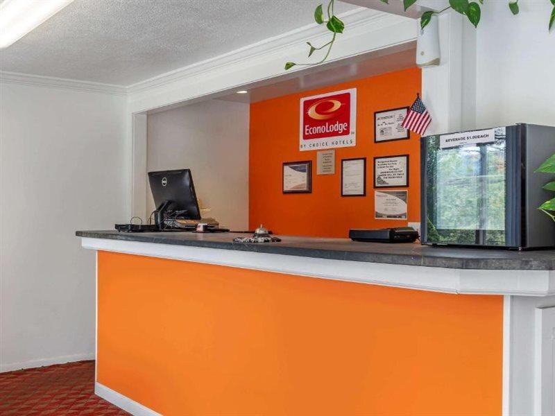 Econo Lodge Lee - Great Barrington Exterior foto